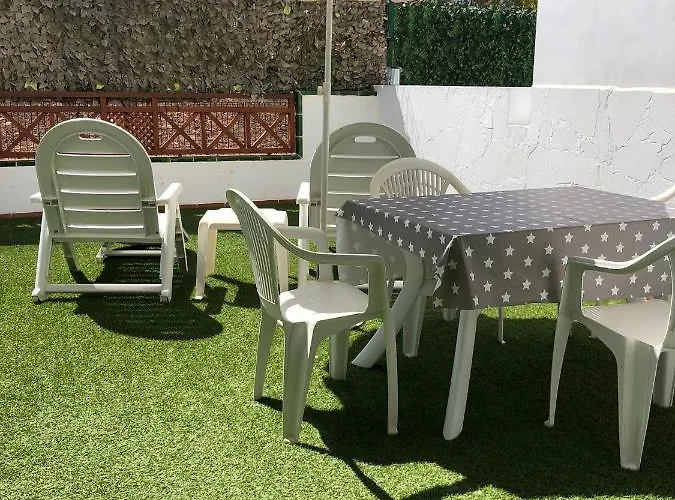 Apartamento De 1 Dormitorio En Victoria Court 2 Los Cristianos.