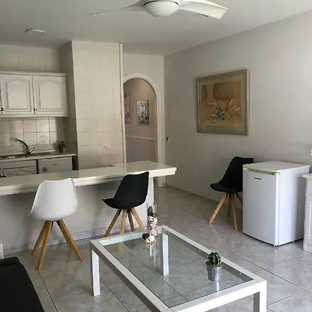 Apartamento De 1 Dormitorio En Victoria Court 2 Los Cristianos. Los Cristianos (Tenerife) Exterior photo