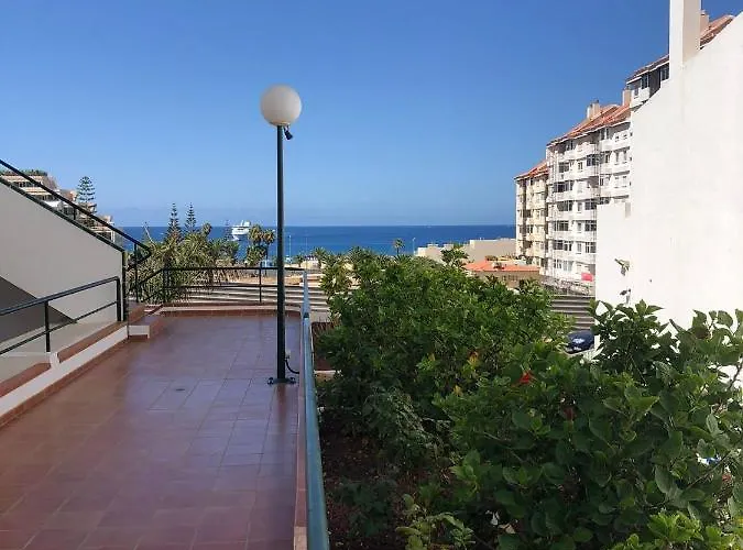 Apartamento De 1 Dormitorio En Victoria Court 2 Los Cristianos.