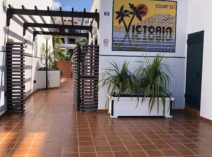 Apartamento De 1 Dormitorio En Victoria Court 2 Los Cristianos.
